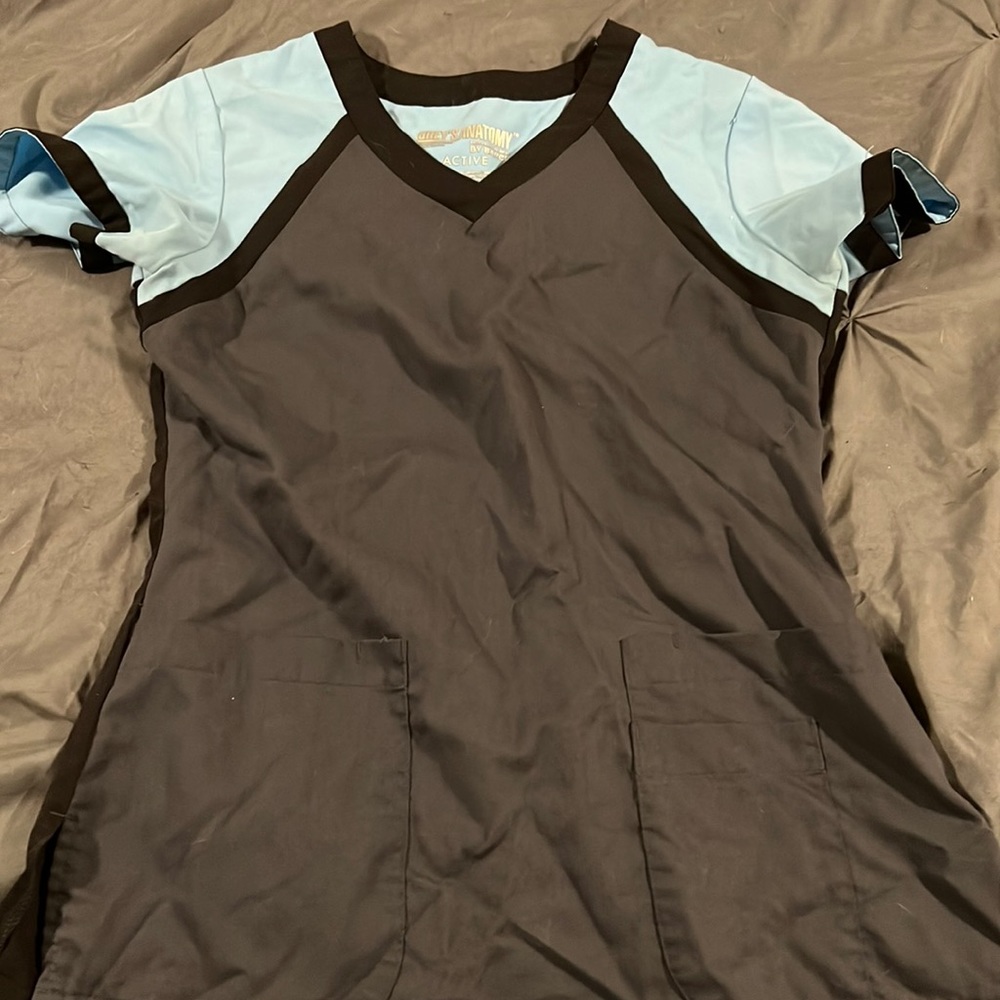 Greys anatomy, scrub top